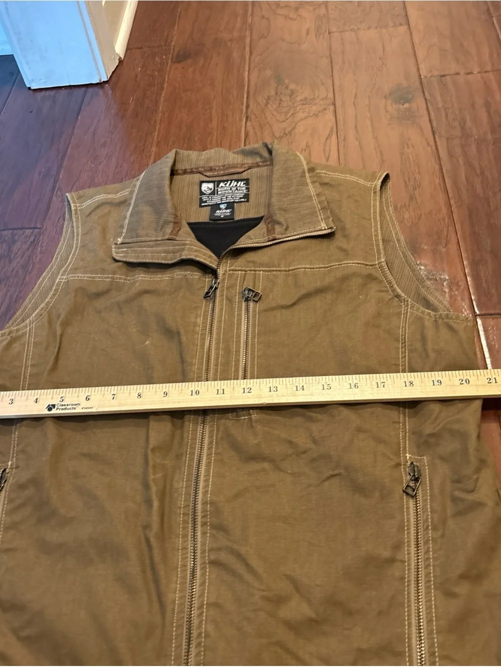 Kuhl Men's Tan Canvas Zip Front Utility Vest